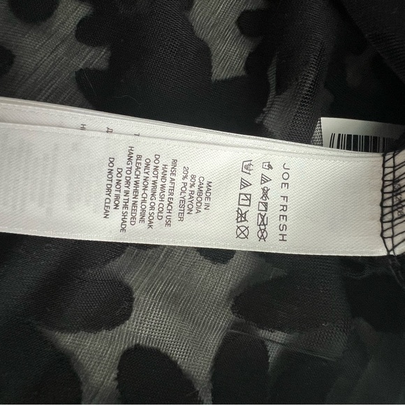 Joe Fresh Black Sheer Flower Print Top - Size XS - Picture 5 of 5